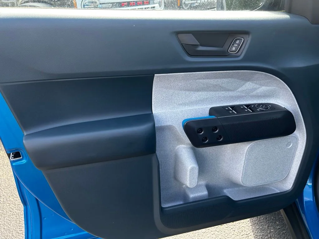 New 2026 Velocity Blue Ford XLT image 13