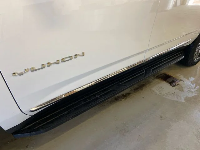 New 2026 White GMC Elevation image 19