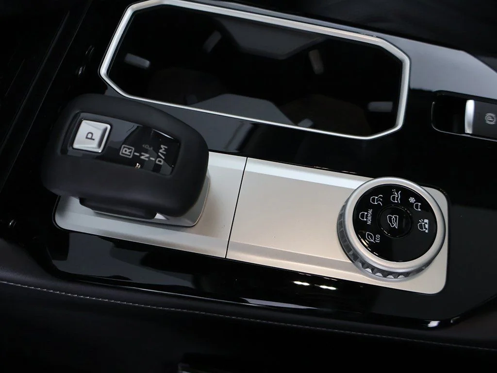 2025 Mitsubishi Outlander SEL - Photo 54