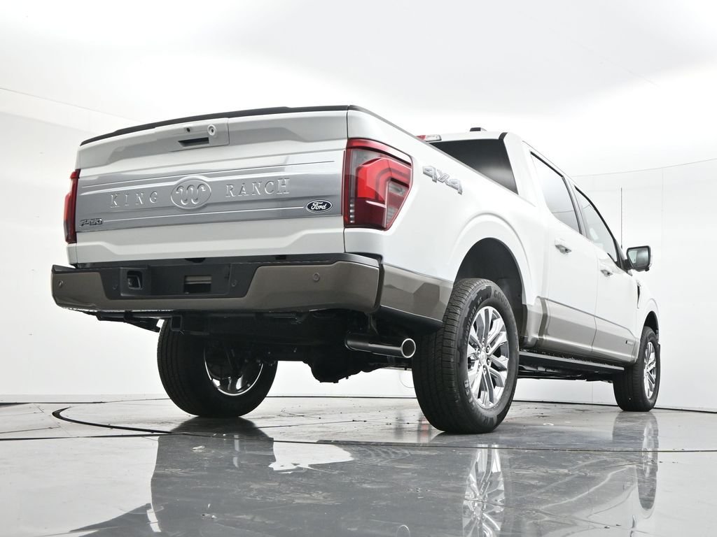 New 2026 Star White Metallic Tri-Coat Ford King Ranch® image 46