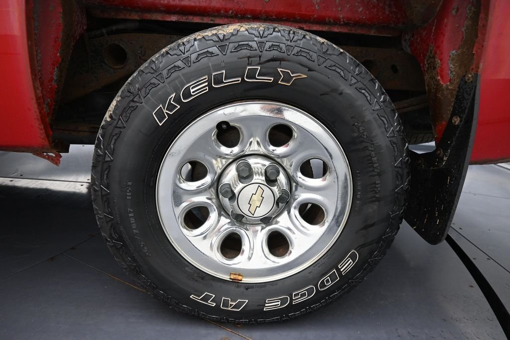 Used 2011 Victory Red Chevrolet Work Truck image 29