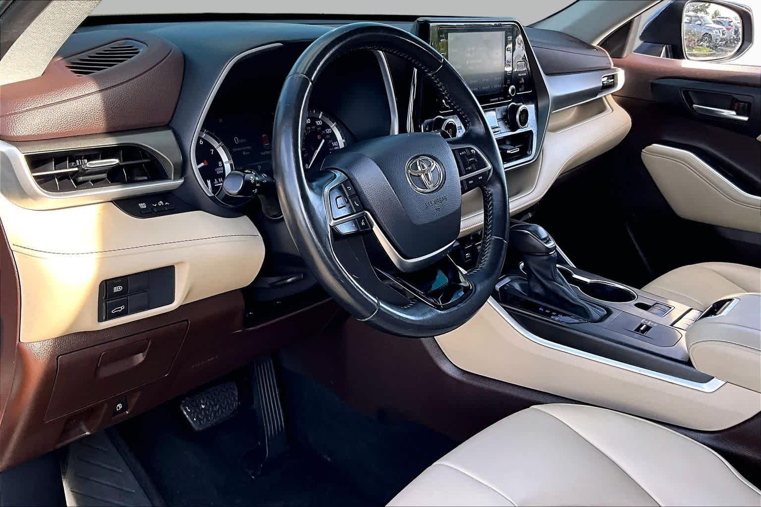Used 2021 Blueprint Toyota XLE image 16