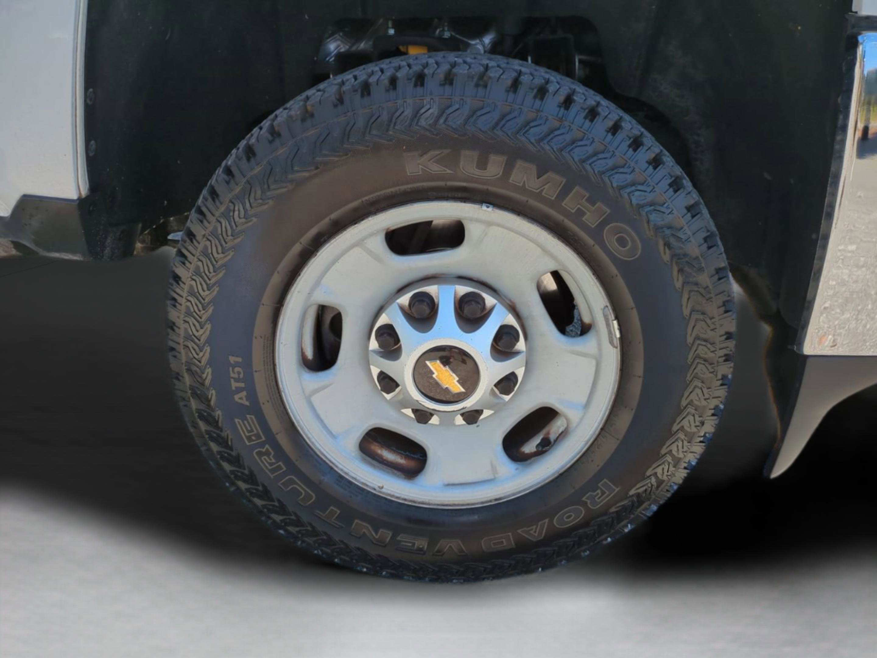 Used 2016 Summit White Chevrolet Work Truck image 12