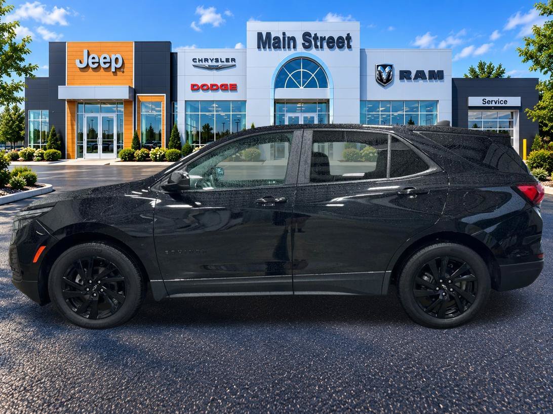 Used 2024 Chevrolet Equinox LS with VIN 3GNAXHEG5RL330633 for sale in Kansas City