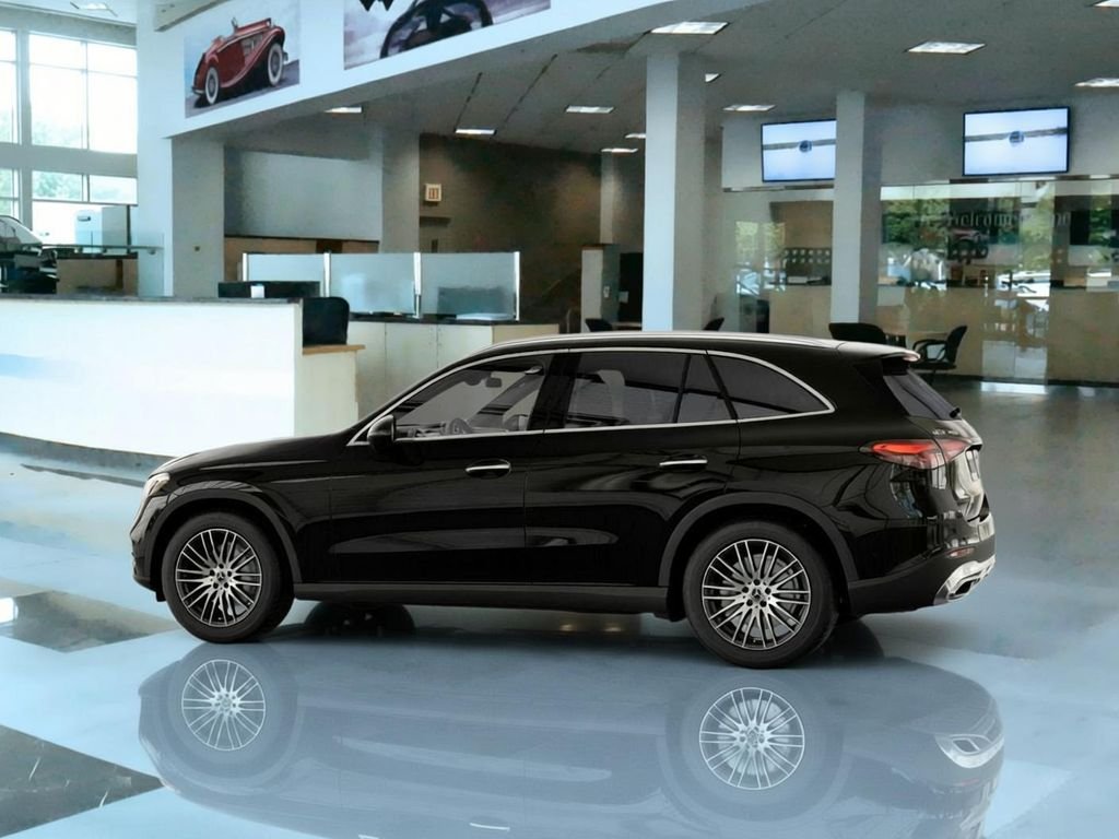 New 2026 Black Mercedes-Benz GLC 300 image 31