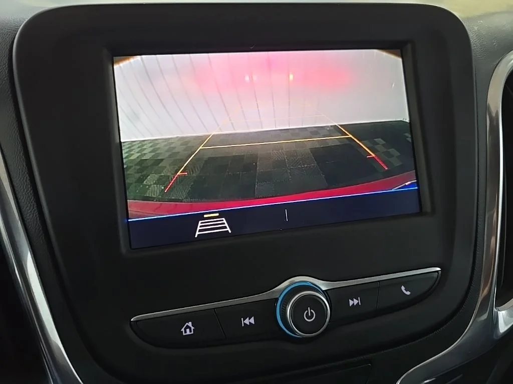 Used 2021 Red Chevrolet LT image 25
