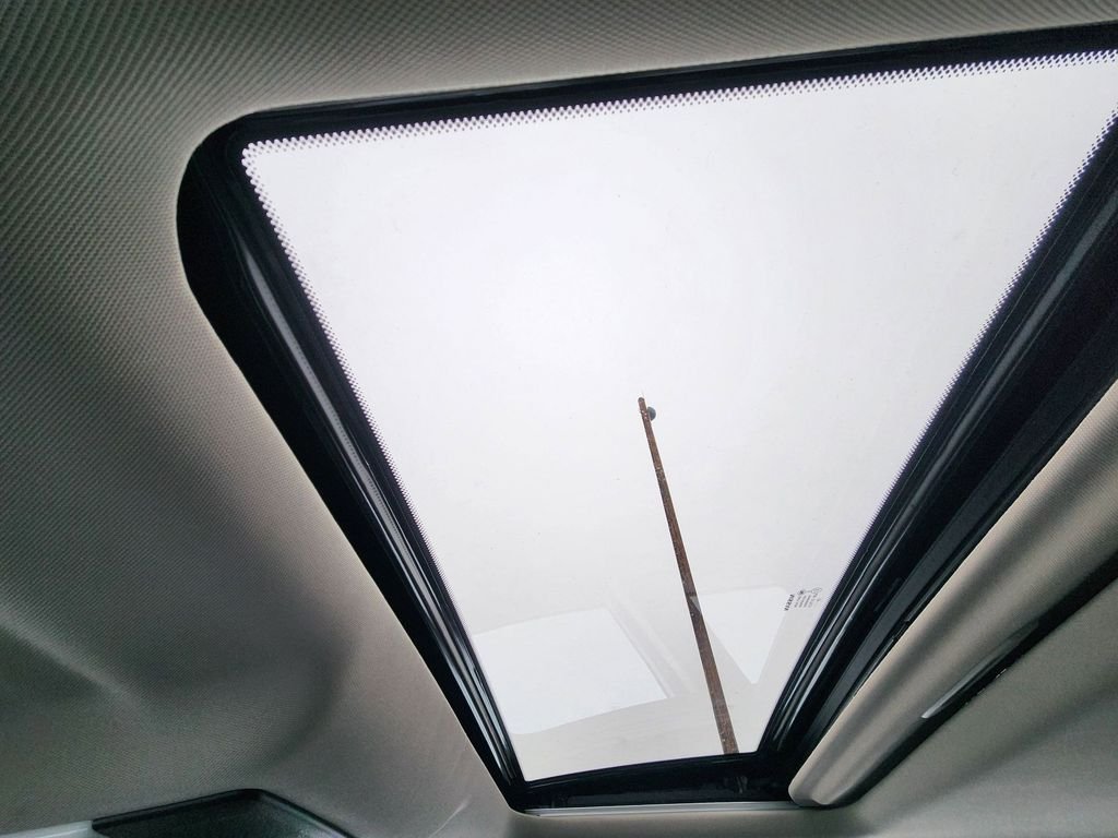 New 2025 Gray Sky Pearl Nissan SR image 25