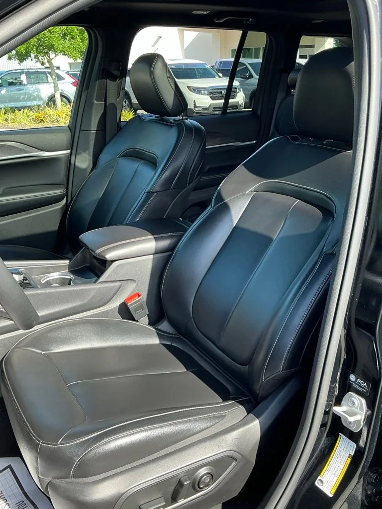 Used 2024 Black Jeep 4xe image 41