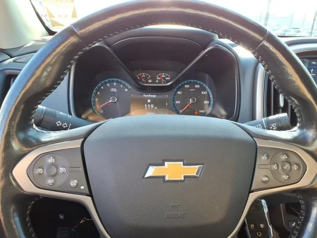 Used 2022 SUMMIT WHITE Chevrolet 2WD Z71 image 17