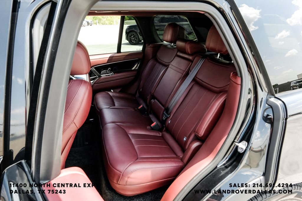 Used 2023 Santorini Black Metallic Land Rover SE image 45