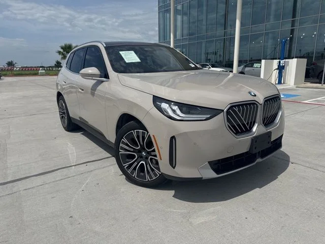 2025 BMW X3 30 XDRIVE's photo