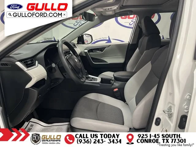 Used 2025 Ice Toyota XLE image 29