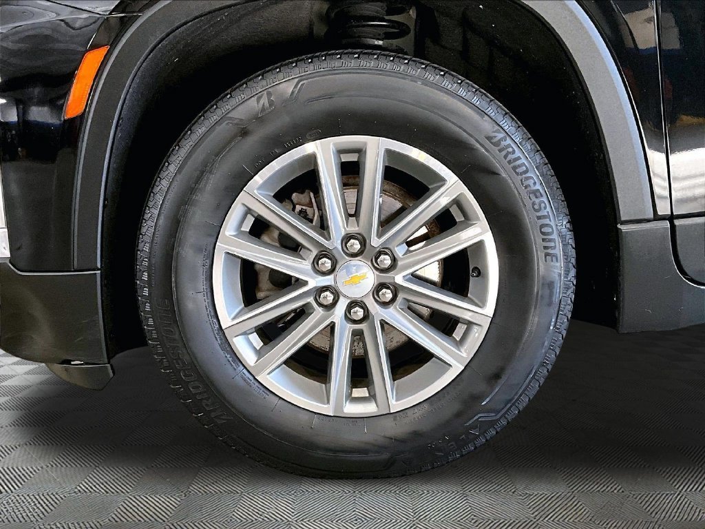 Used 2023 Black Chevrolet LT image 7
