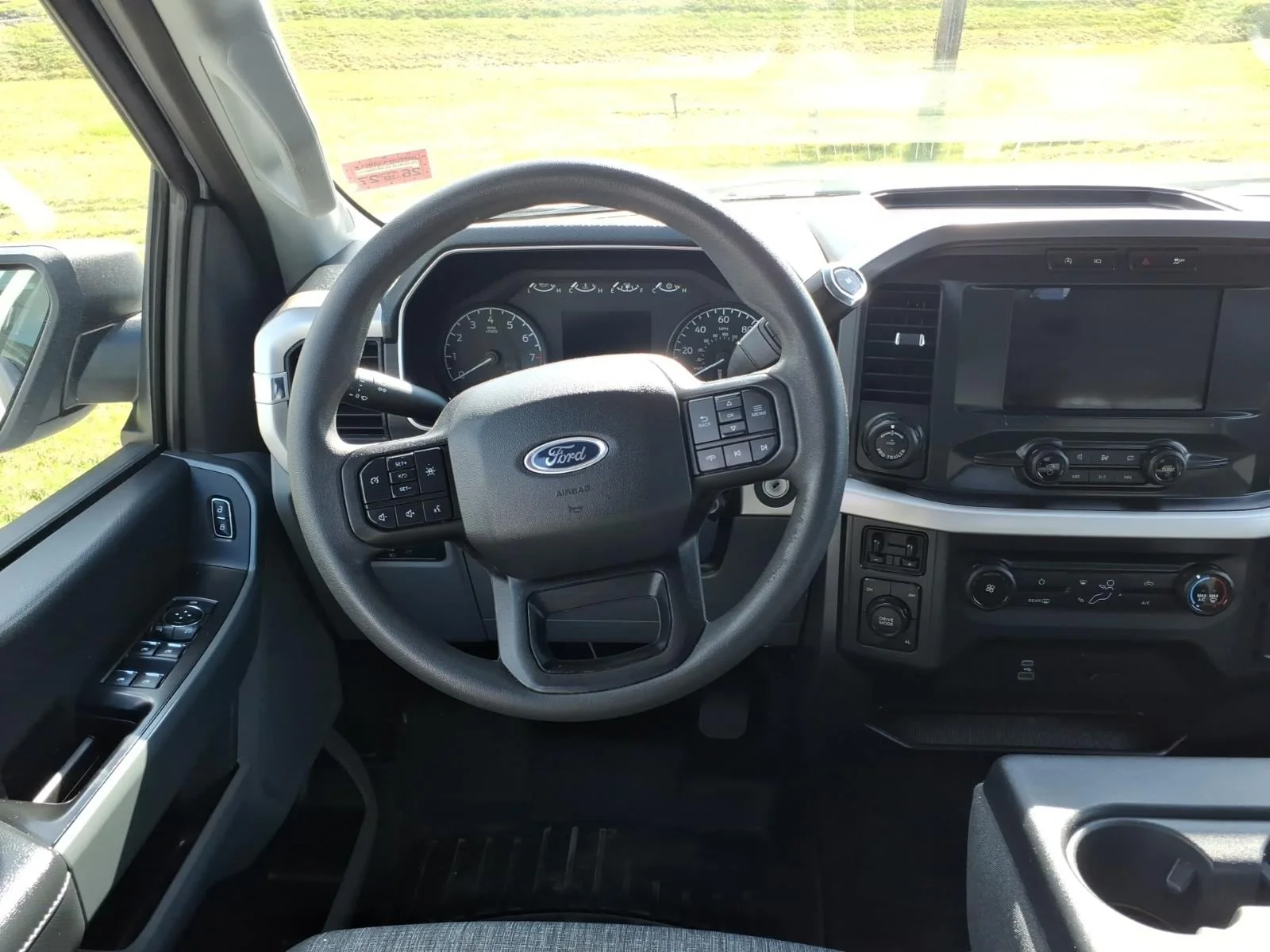 Used 2022 Oxford White Ford XLT image 12