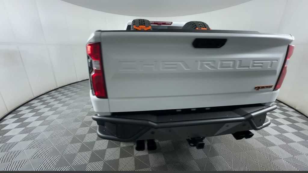 2025 Chevrolet Silverado 1500 LTZ - Photo 21