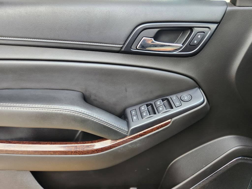 Used 2017 Quicksilver Metallic GMC SLE image 23