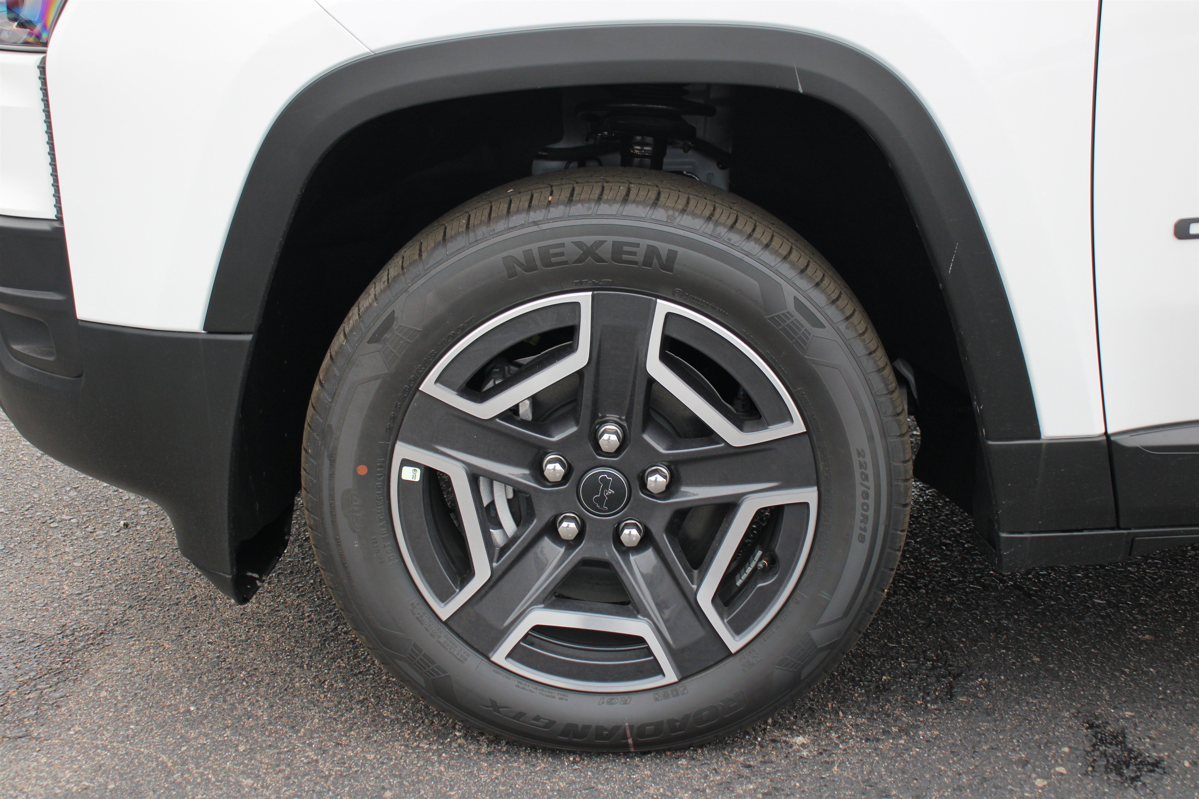 New 2026 Bright White Clearcoat Jeep Laredo image 38