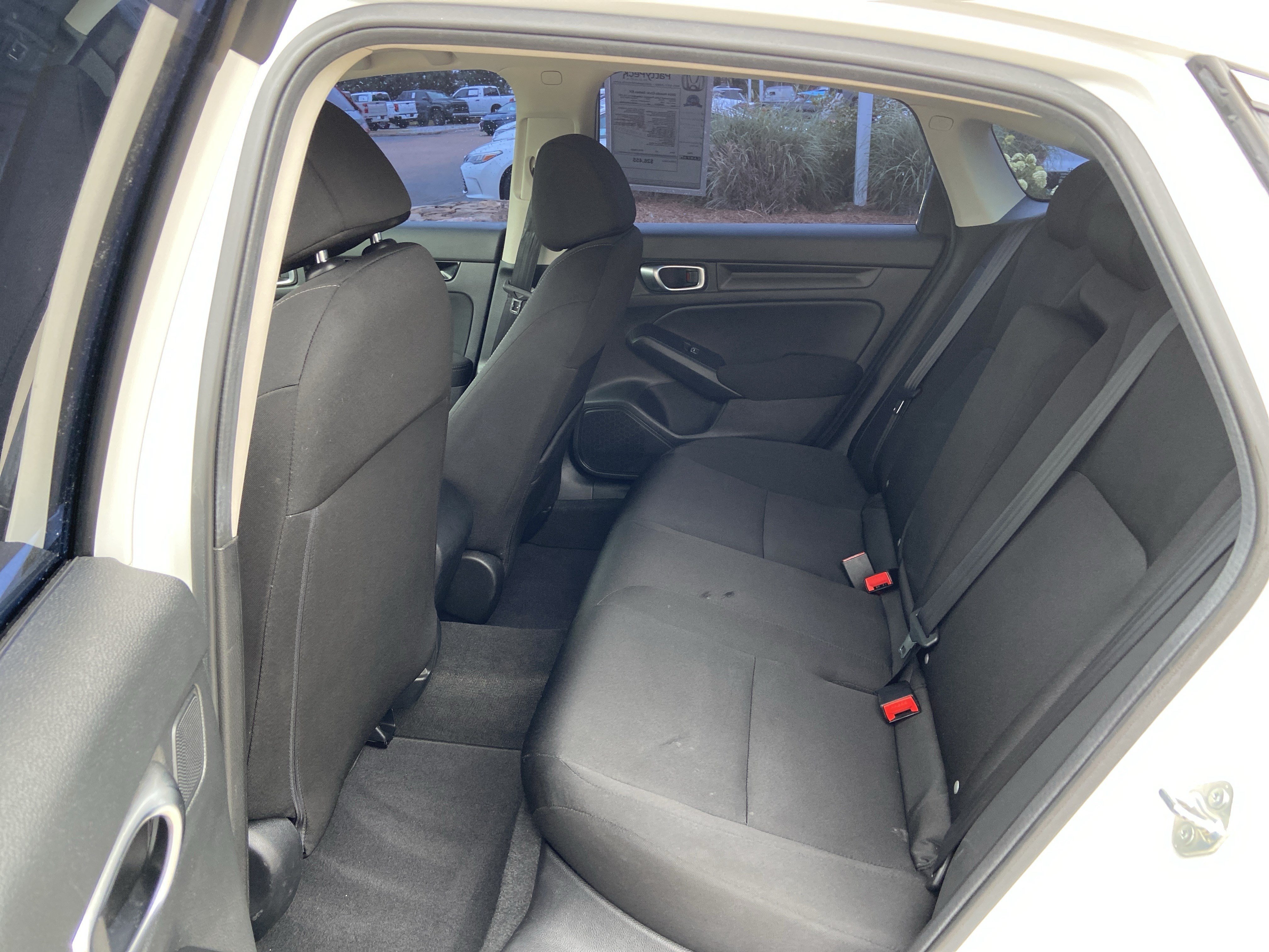 Used 2024 Platinum White Pearl Honda EX image 46