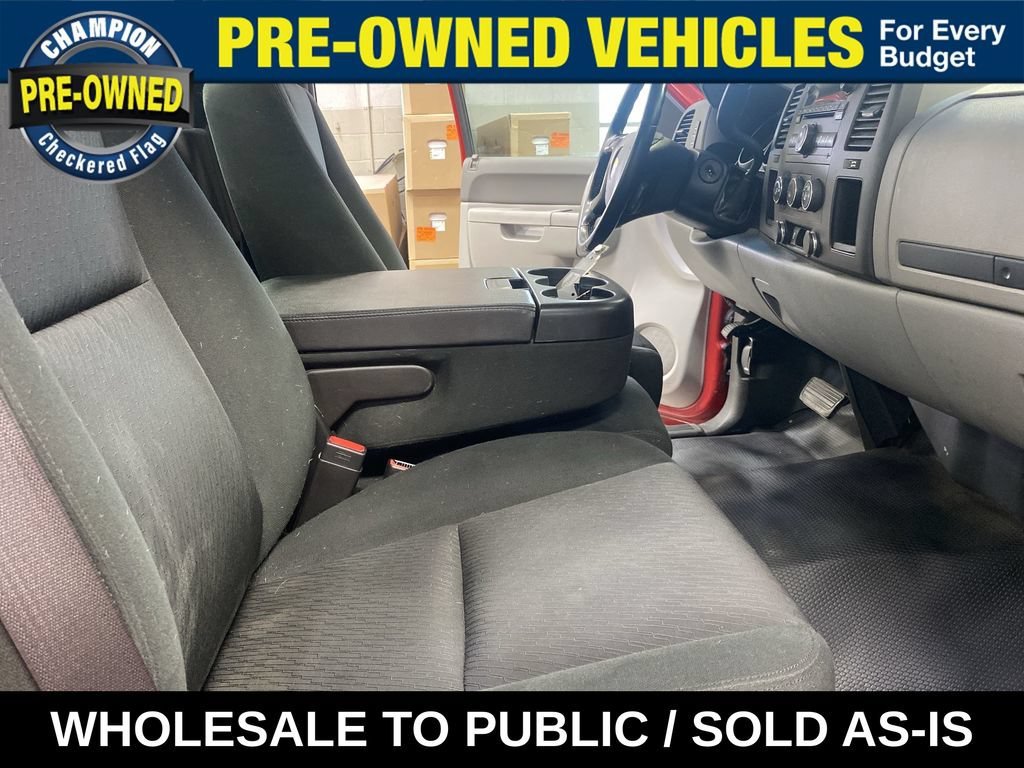 Used 2012 VICTORY RED Chevrolet Work Truck image 29