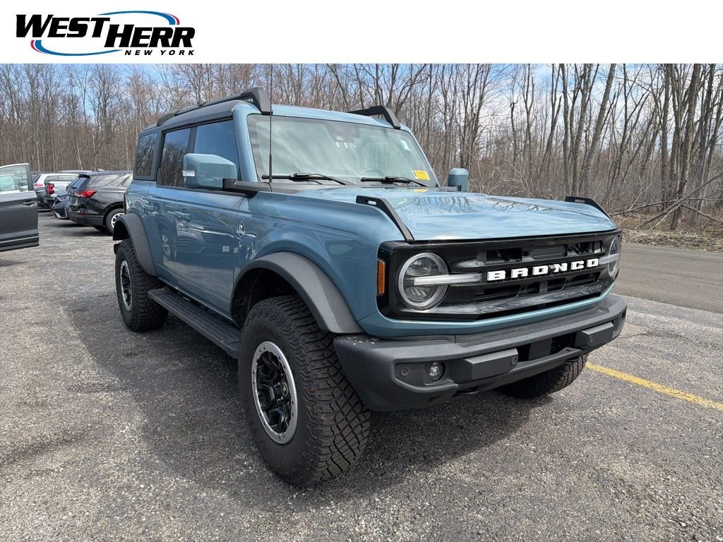 2022 Ford Bronco 4-Door Outer Banks