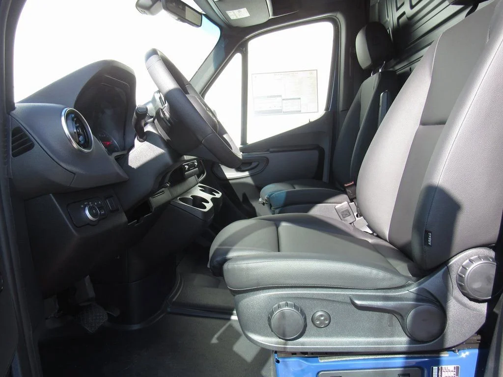2025 Mercedes-Benz Sprinter Cargo Van Base - Photo 48