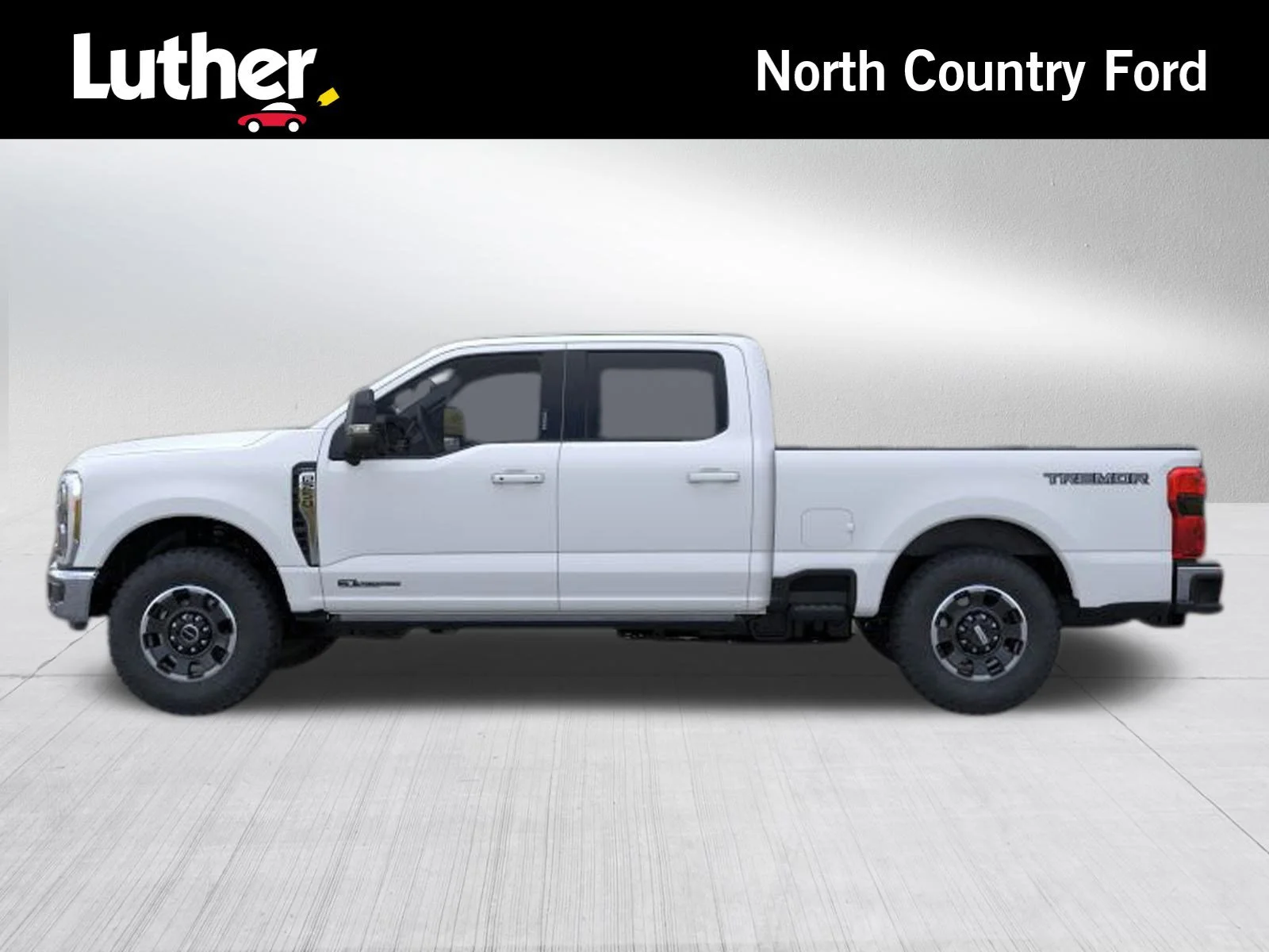 New 2026 Star White Metallic Tri-Coat Ford F-250® Lariat® image 3