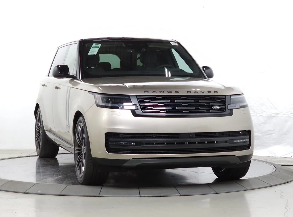 New 2026 Batumi Gold Land Rover SE image 7