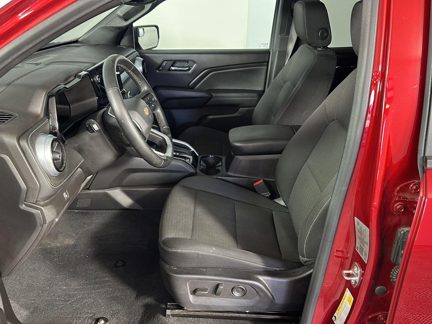 Used 2023 Radiant Red Tintcoat Chevrolet 4WD LT image 15