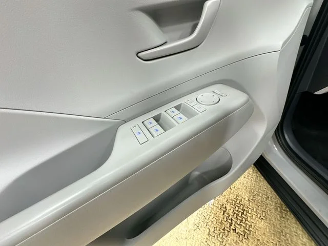 Used 2025 Gray Hyundai SEL image 16