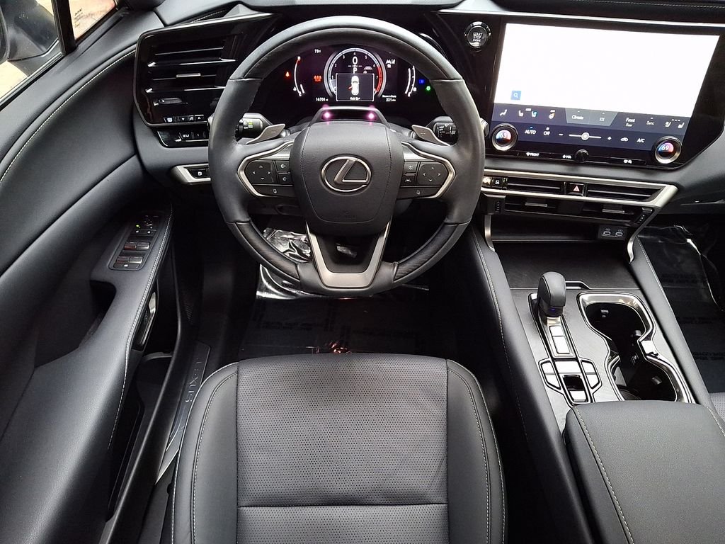 Used 2024 White Lexus 350 Premium Plus image 11