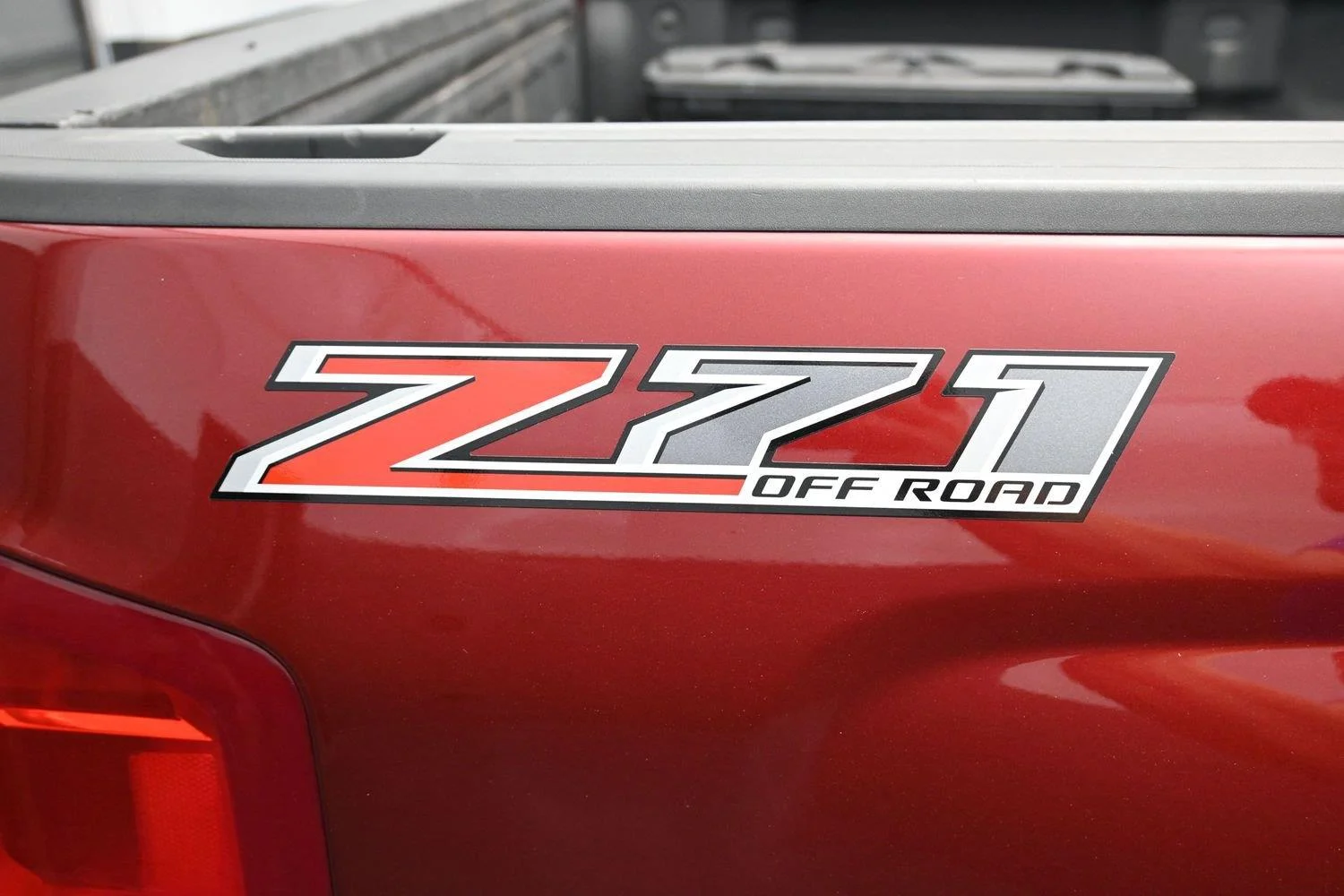 Used 2017 Siren Red Tintcoat Chevrolet LTZ image 14