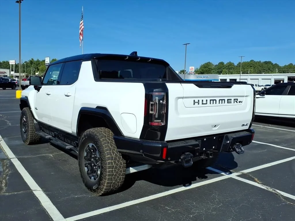 Used 2023 INTERSTELLAR WHITE GMC 3X image 4
