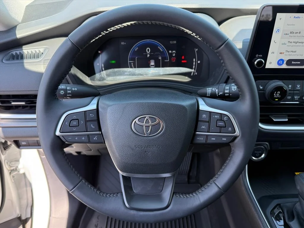 Used 2026 Pearl Toyota XLE image 14