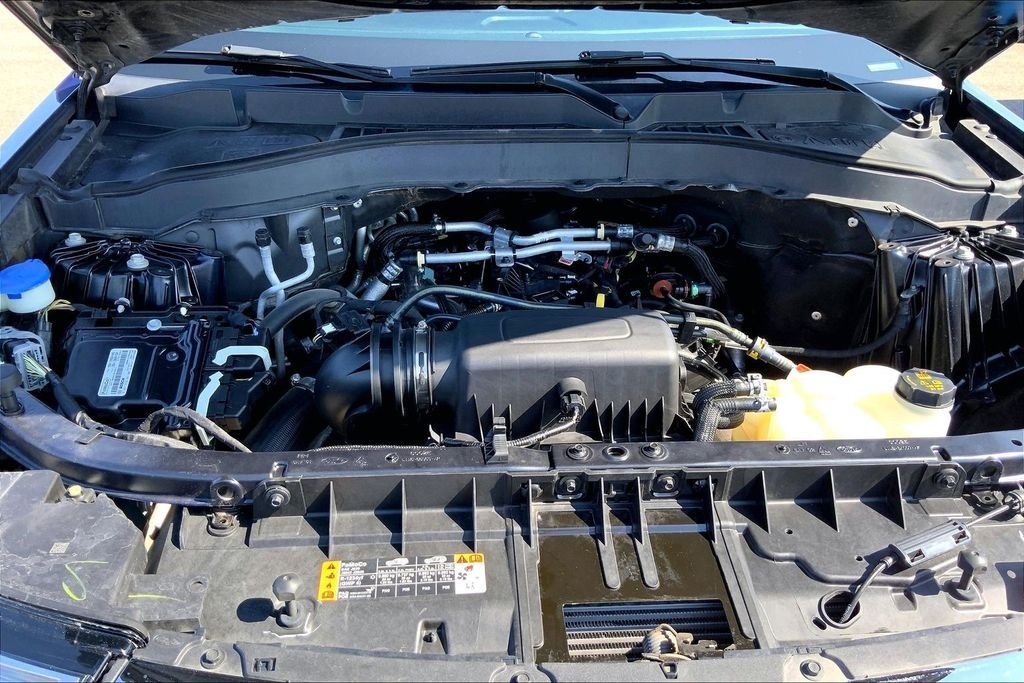 Used 2021 Blue Ford XLT image 30