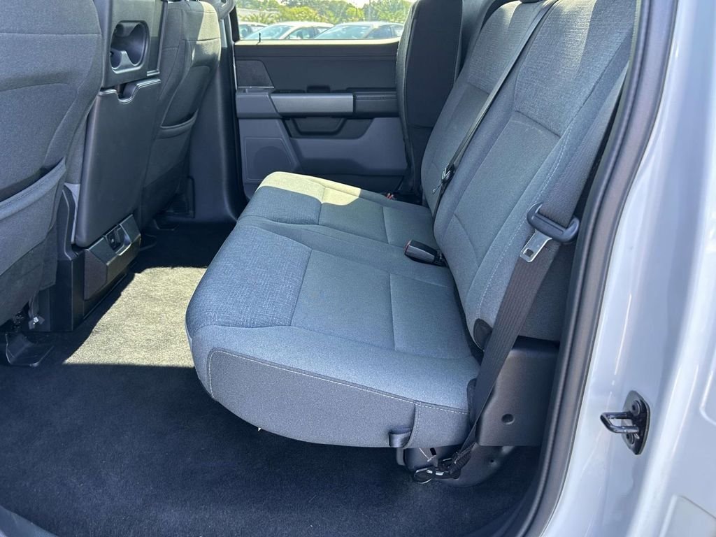 Used 2025 White Ford XLT image 15