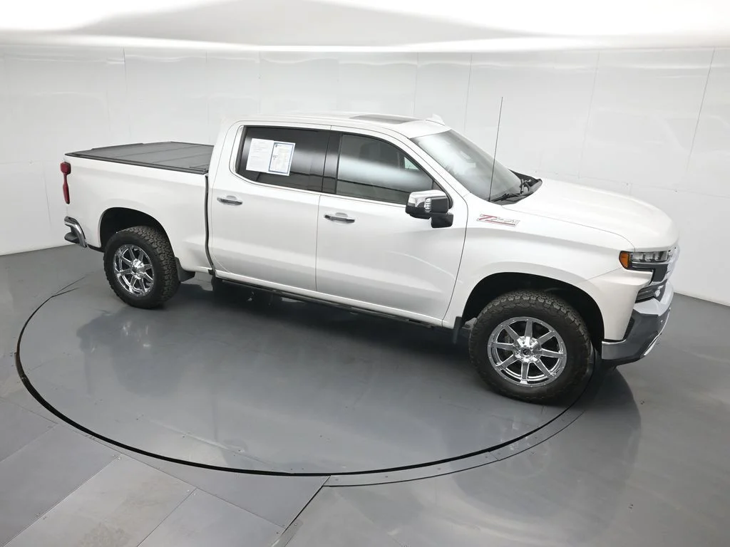 Used 2019 Beige Chevrolet LTZ image 37
