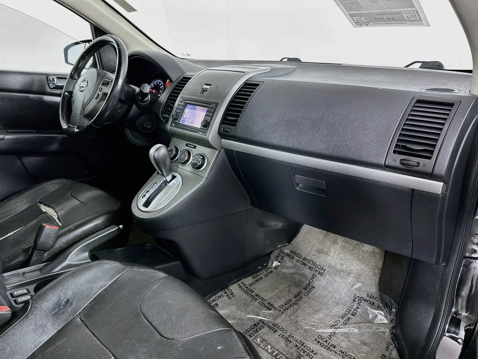 Used 2011 Black Nissan 2.0 SL image 29