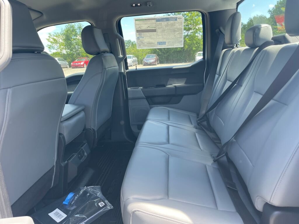 New 2026 Oxford White Ford XL image 18