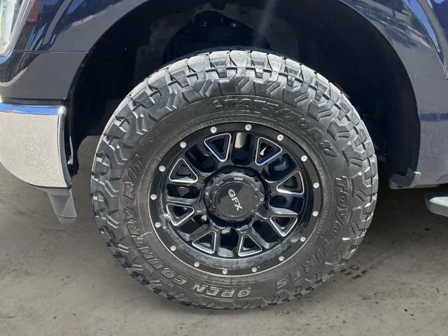 Used 2023 Blue Metallic Ford XLT image 14
