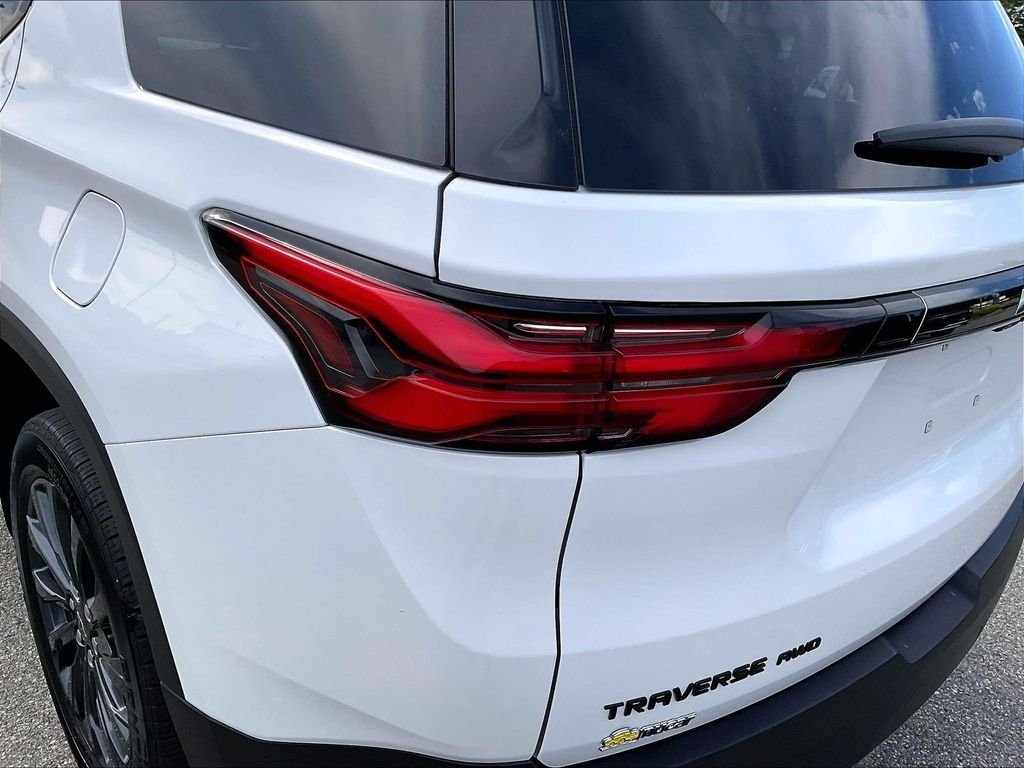Used 2023 White Chevrolet RS image 34