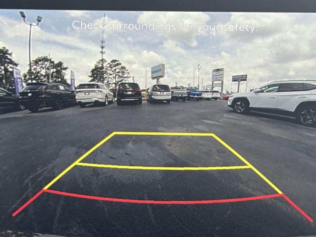 New 2026 Gray Hyundai SEL FWD image 27