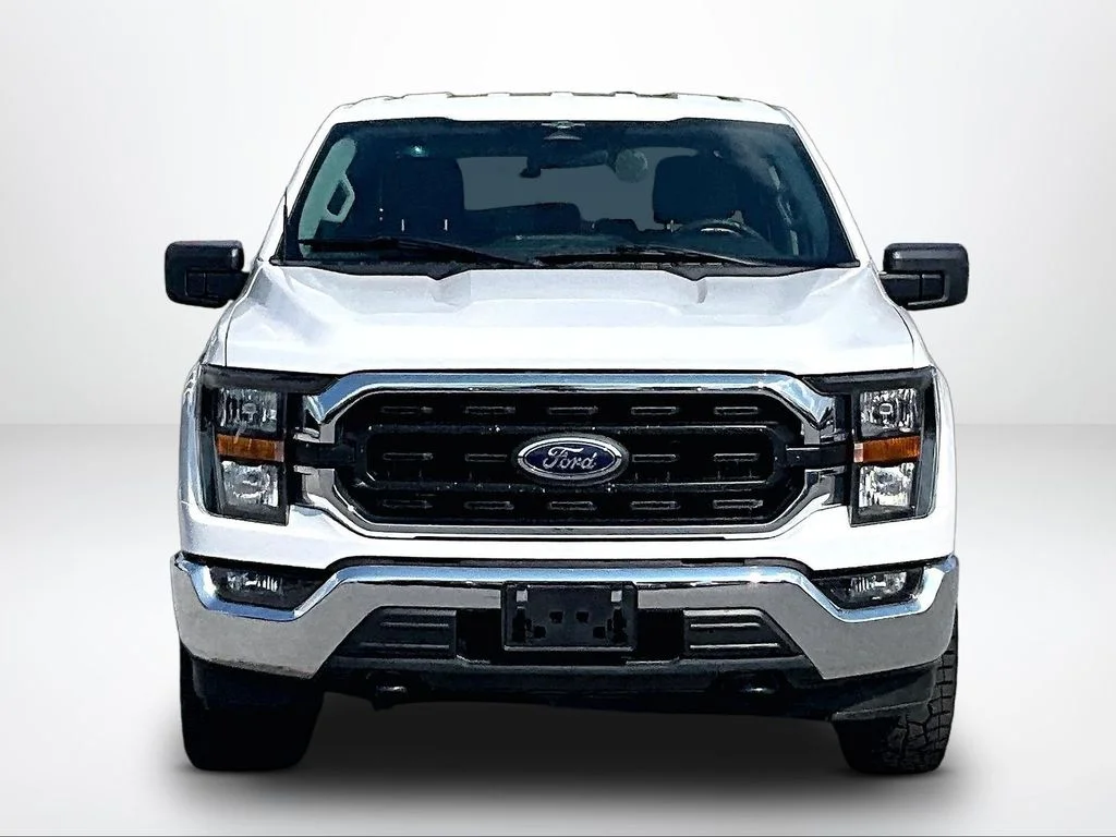 Used 2023 White Ford XLT image 4
