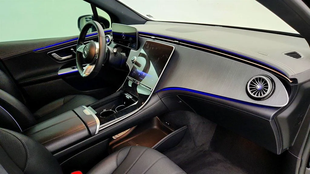 Used 2024 Obsidian Black Metallic Mercedes-Benz EQE 350 SUV 4MATIC® w/ Nappa Leather & Ventilated Seats image 23