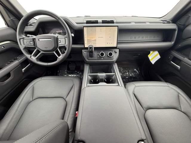 New 2026 Woolstone Green Land Rover X-Dynamic SE image 12