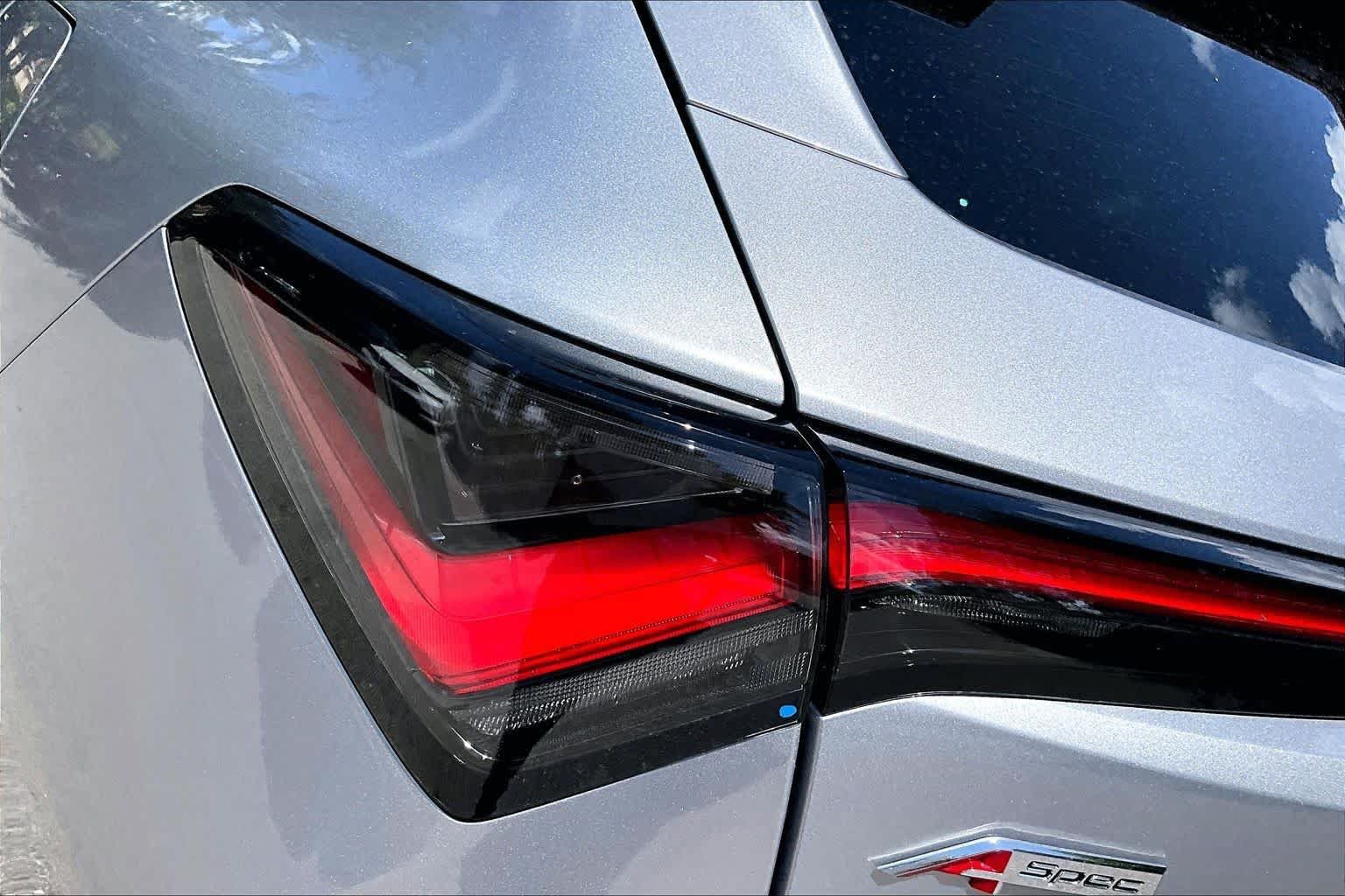 Used 2025 Solar Silver Metallic Acura w/A-Spec Package image 29
