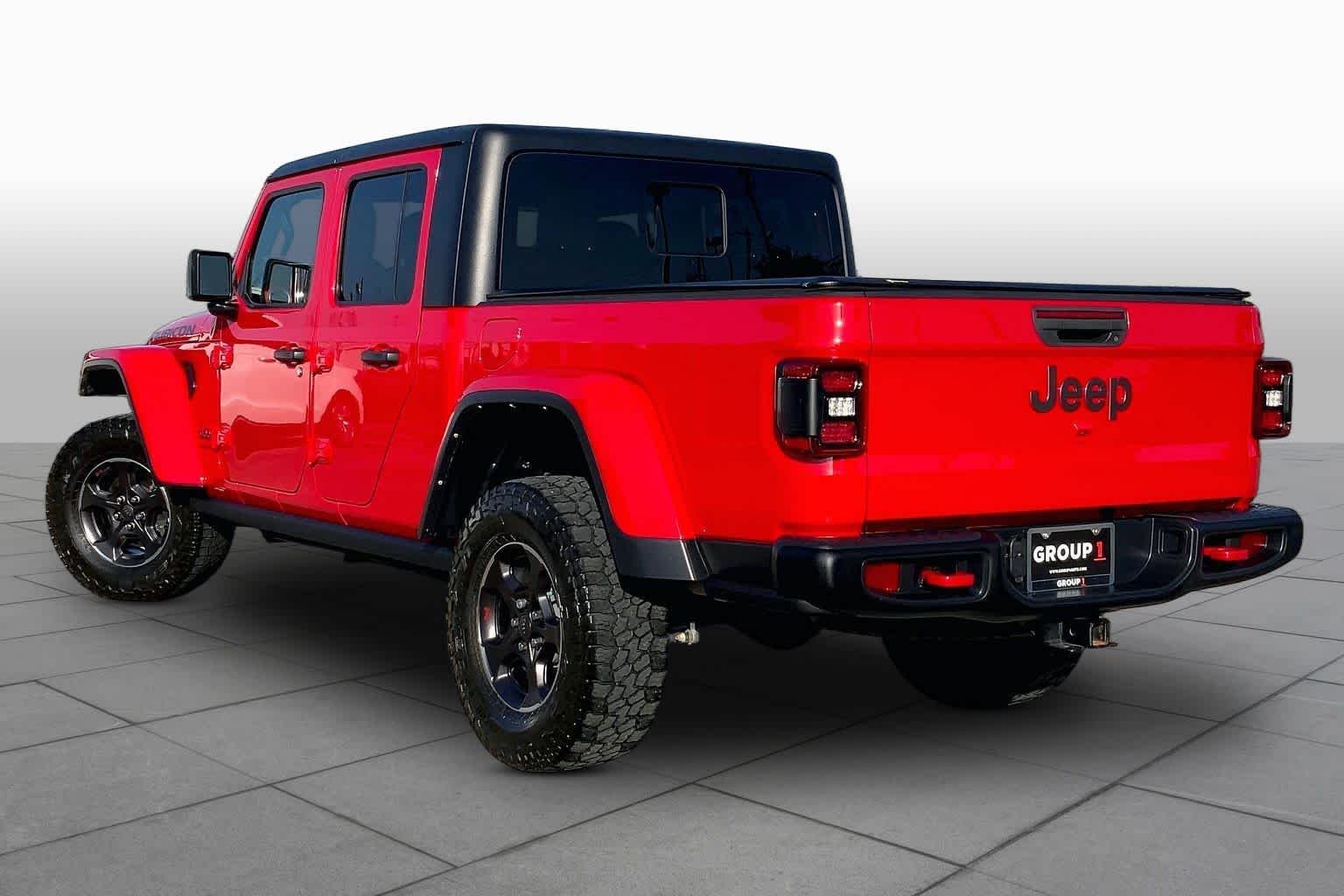 Certified Used 2023 Firecracker Red Clearcoat Jeep Rubicon image 12