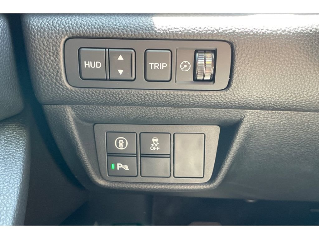 Used 2022 Sonic Gray Pearl Honda Touring image 39
