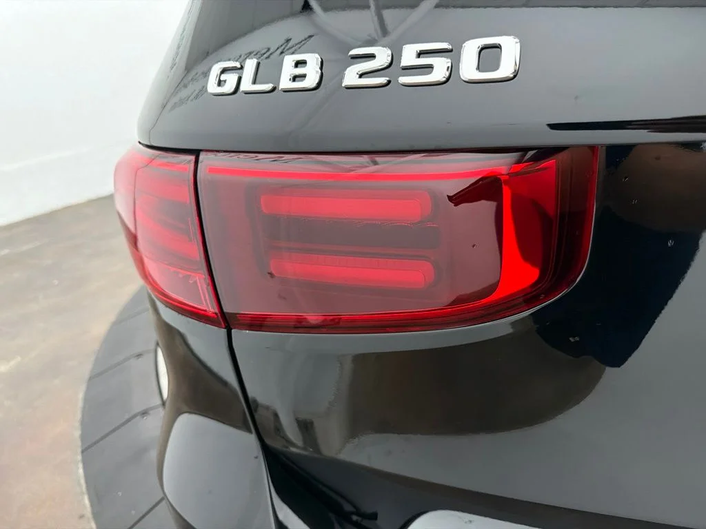 New 2026 Black Mercedes-Benz GLB 250 image 11