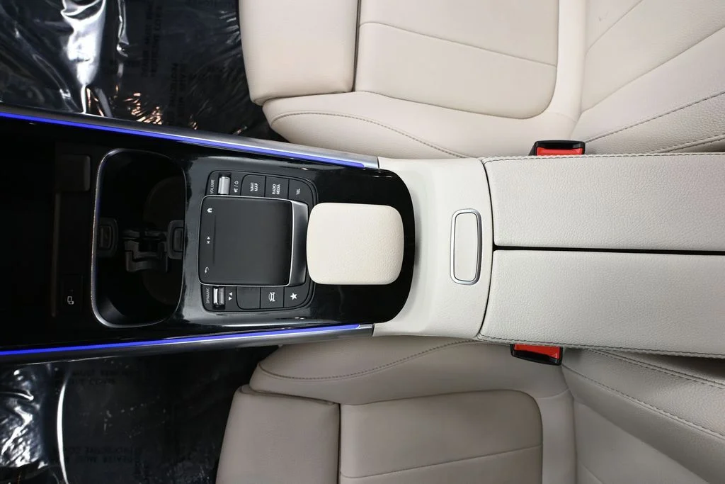 Used 2022 Blue Mercedes-Benz GLA 250 image 25