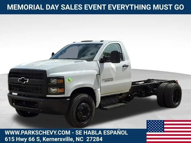2024 Chevrolet Silverado HD Work Regular Cab 141" WB's photo